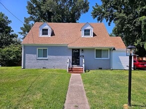 Building Photo - 7817 Sheryl Dr