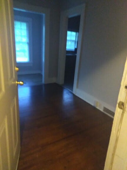 Building Photo - Type 1. Lambuth 4plex