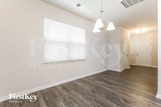 Building Photo - 617 Goldburn Wy