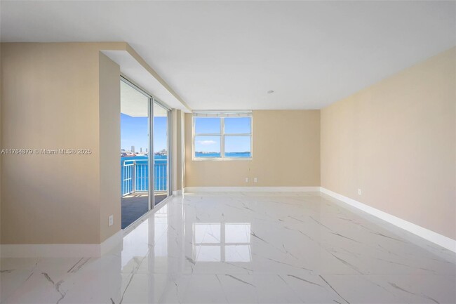 Building Photo - 770 Claughton Island Dr