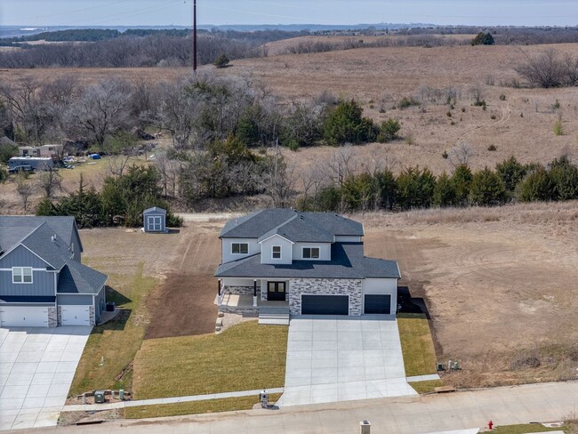 Building Photo - Italian Estates Property Management
