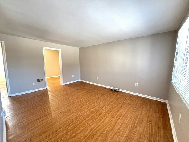 Foto del edificio - 22700 Socia St