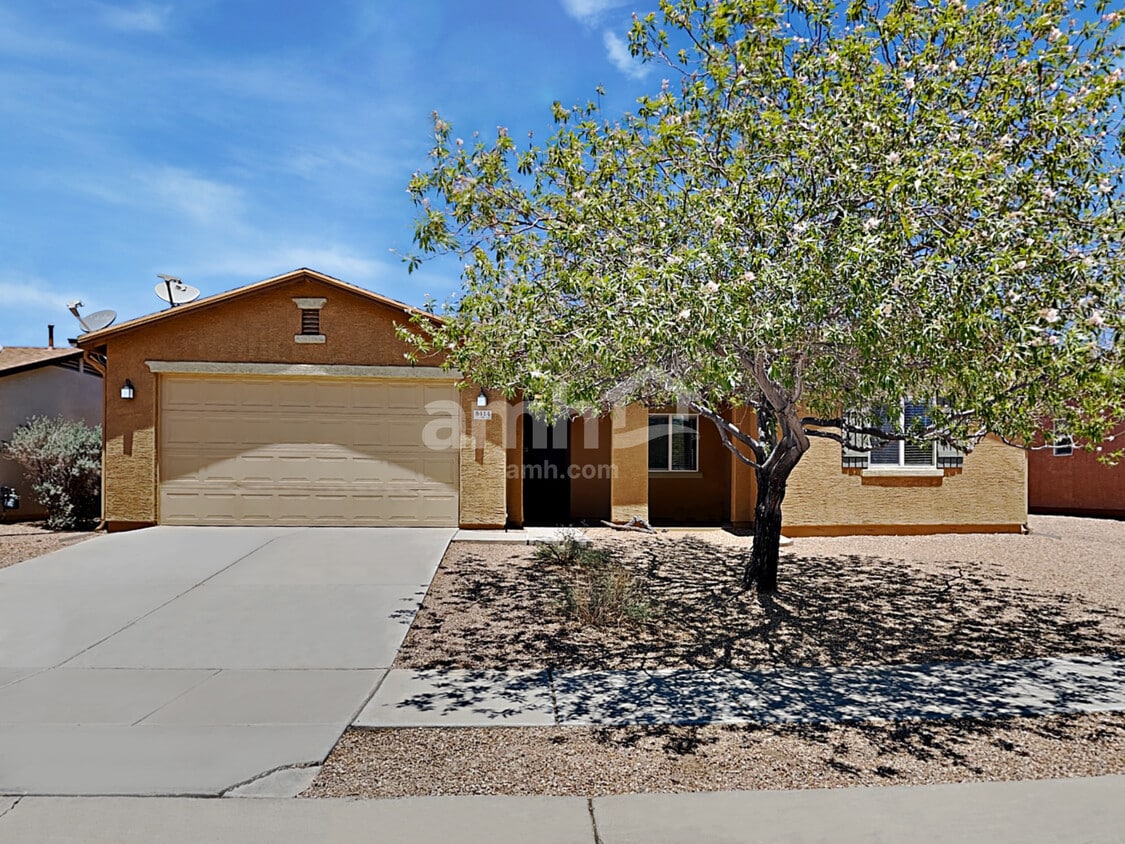 Primary Photo - 8414 W Shearwater Dr