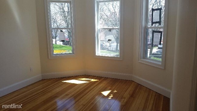 Building Photo - 31 Edison Grn