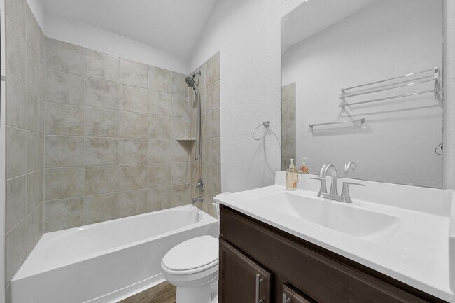 Building Photo - 18271 Woodpecker Trl