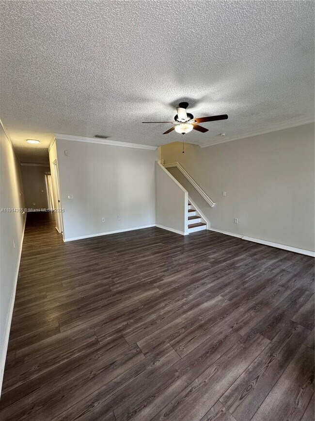 Foto del edificio - 2224 SE 25th Ave