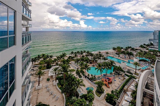 Building Photo - 3535 S Ocean Dr