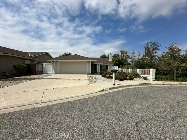 Building Photo - 1573 Glenbrock Ln