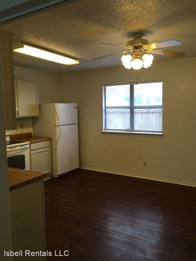 Foto del edificio - 3 br, 2 bath House - 2212 Hilltop Loop