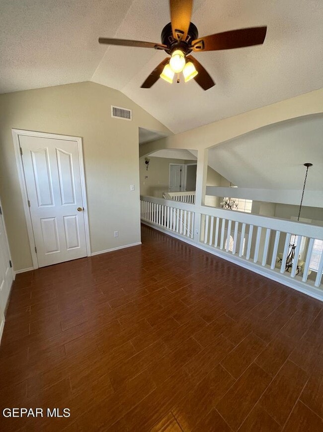 Building Photo - 7920 Summer Sun Way