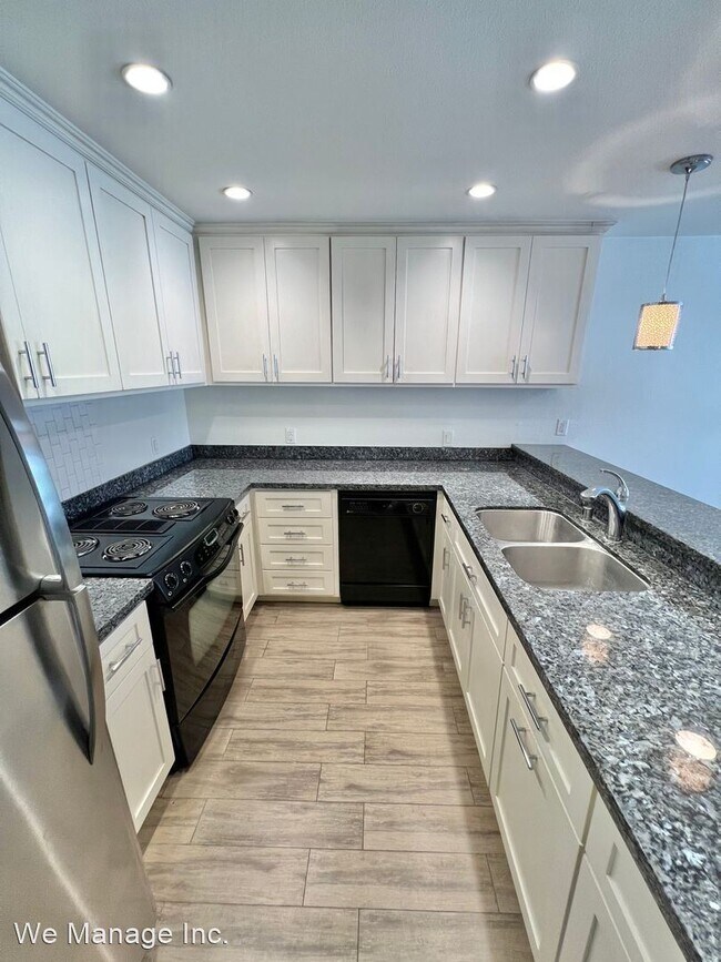 Foto del edificio - 1 br, 1 bath House - 6219 Marina Pacifica ...
