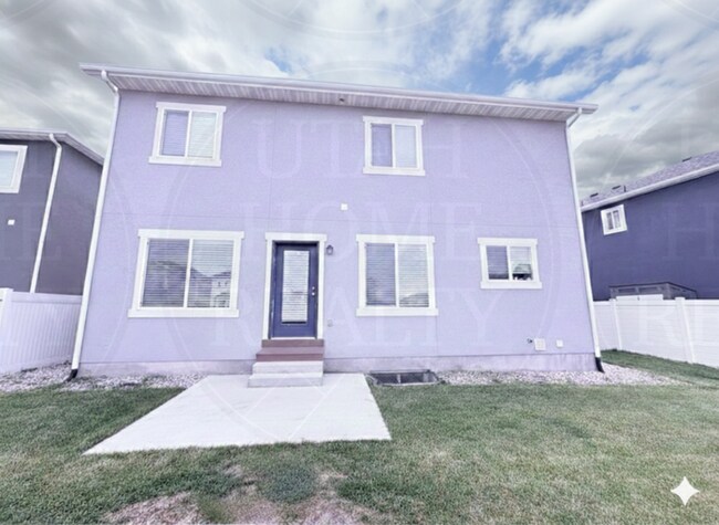 Foto del edificio - 441 E 260 N