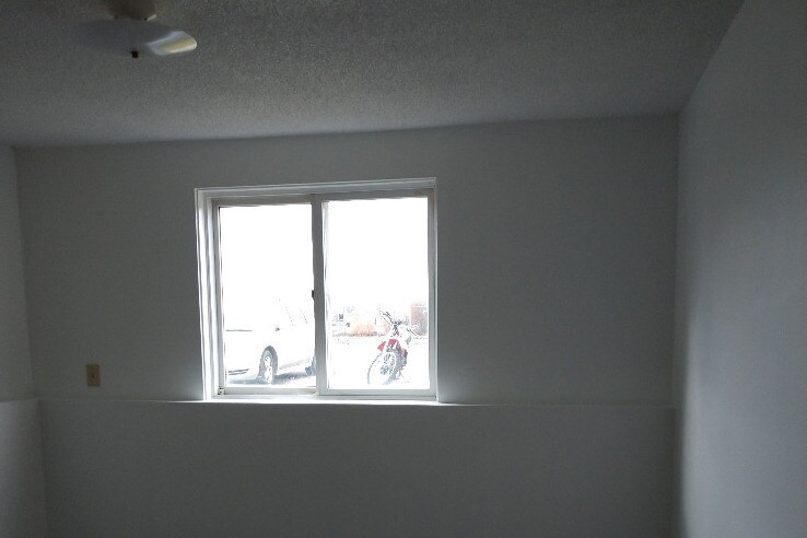 Primary Photo - 704 N Nowlan Ave