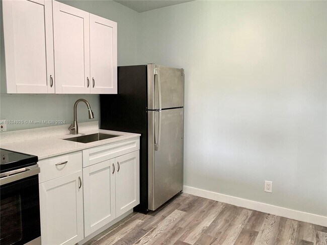 Foto del edificio - 2318 Freedom St