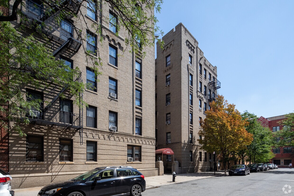 Primary Photo - 2541 30th Rd