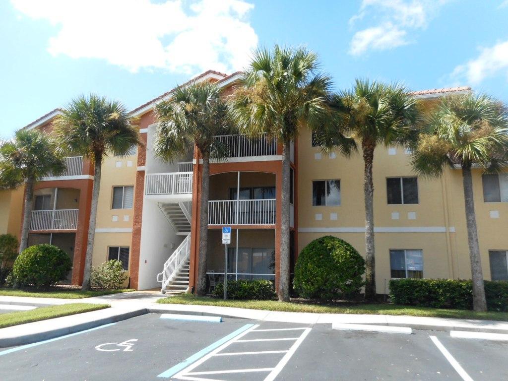 6450 Aragon Way Unit 304, Fort Myers, FL 33966 Condo for Rent in Fort