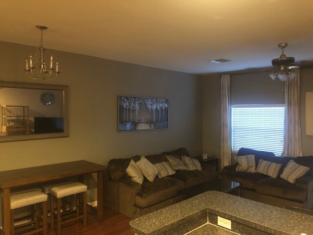 Foto del edificio - 4126 Hedge Maple Pl