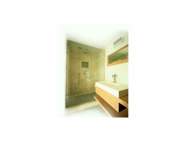 Foto del edificio - 930 10th St