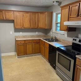 Foto principal - 1267 Rosewood Dr NE