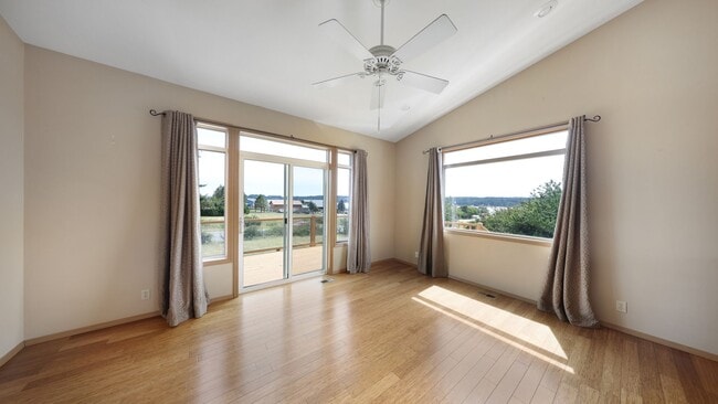 Foto del edificio - 2 Bed 2 Bath - Penn Cove - Small Dog - Vie...
