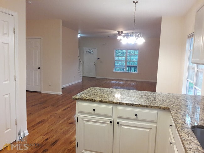 Building Photo - 2274 Tiger Flowers Dr NW