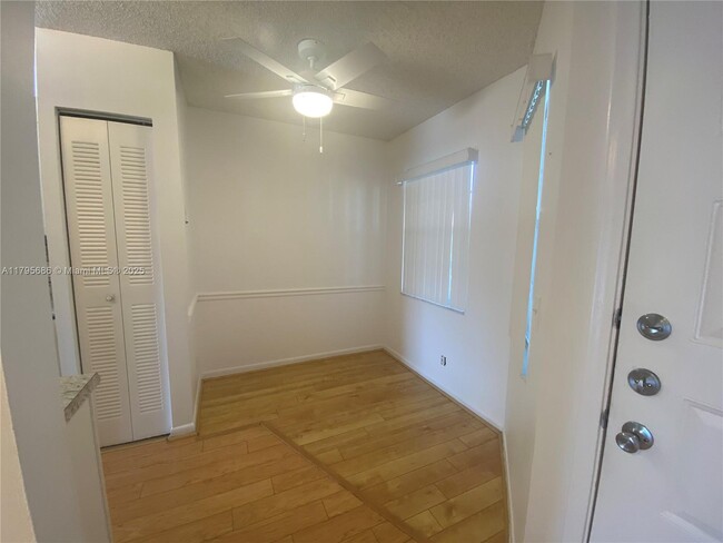 Building Photo - 1100 SW 128th Terrace
