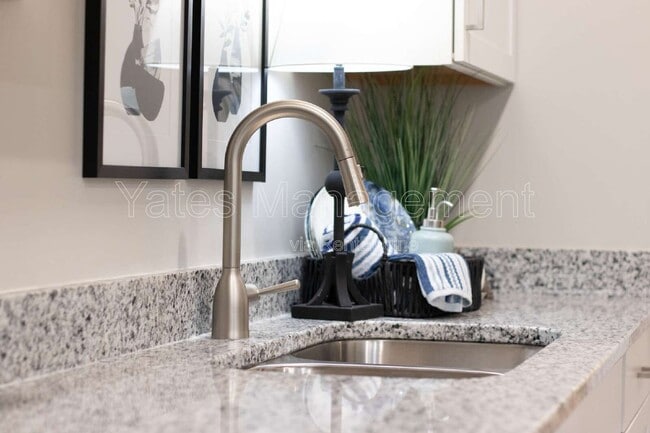 Interior Photo - Cascade Heights