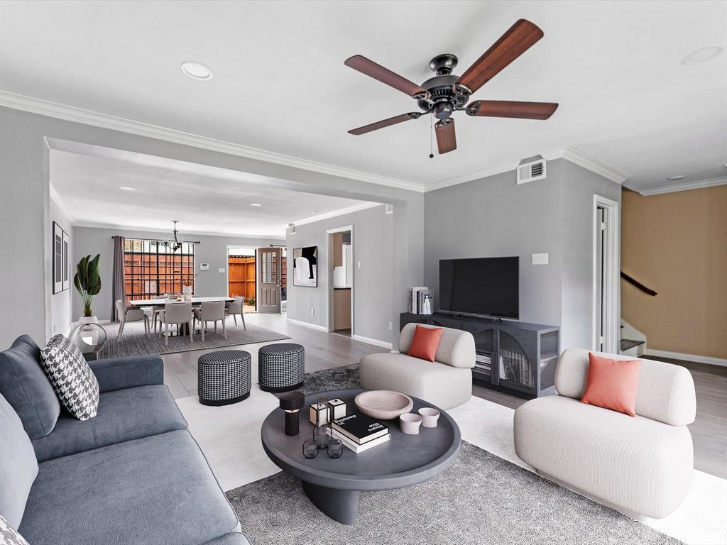Foto principal - 10305 Briar Forest Dr