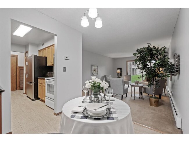 Foto del edificio - 2210 Midland Grove Rd