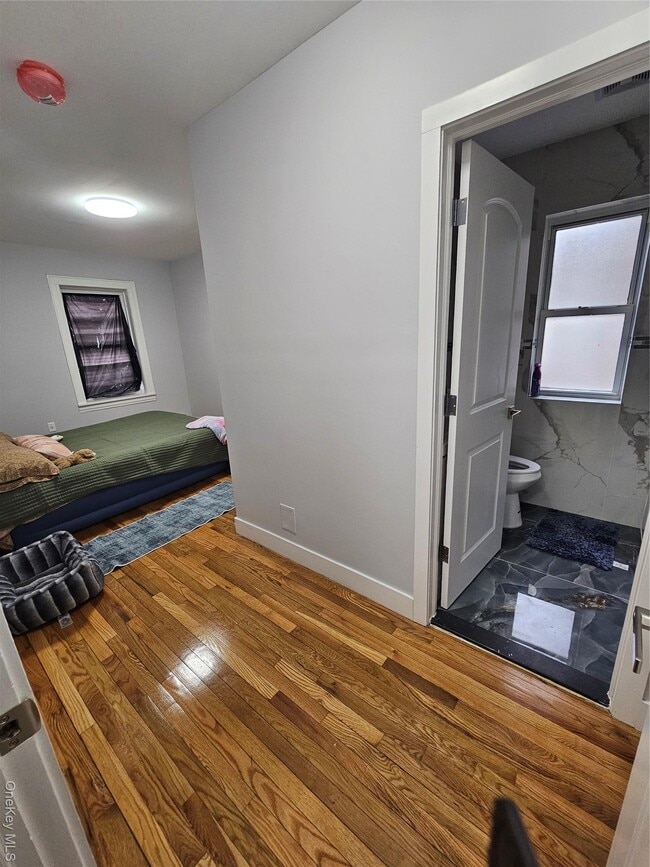 Building Photo - 78-32 87th Ave