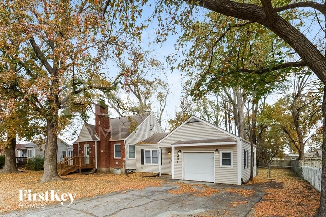 Building Photo - 1204 Highgrove Rd