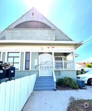 Building Photo - 103 N Mesa St