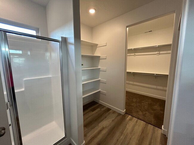Building Photo - 1362 Gulch Ln