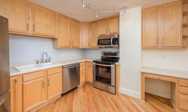 Photo - 550 E 12th Ave Apartment