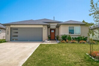 Building Photo - 28955 Yulee Mill Dr