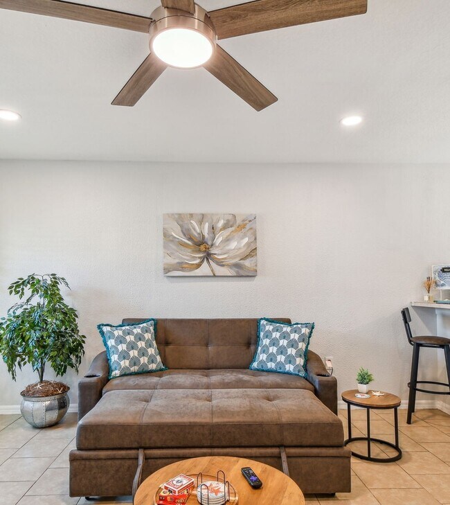 Foto del edificio - 8615 44th Avenue Dr W