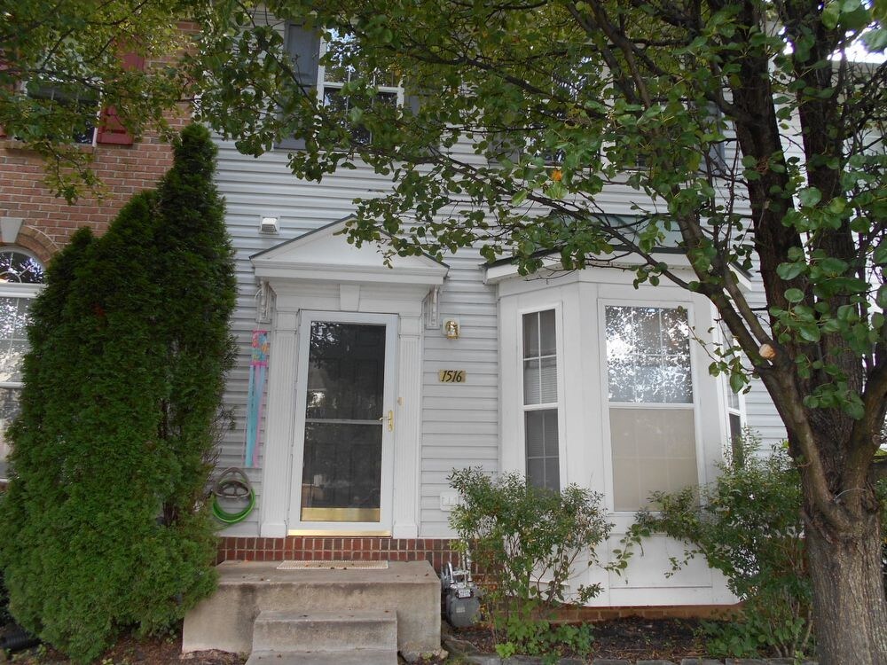 Primary Photo - 1516 Sunswept Dr