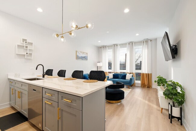 Foto del edificio - 3715 S Giles Ave