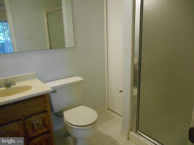 Foto del edificio - 13326 Waterside Cir