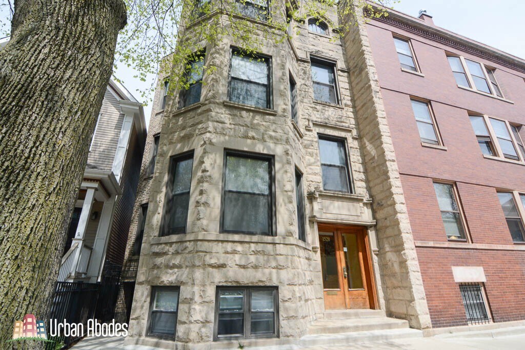 Primary Photo - 1528 W Grace St