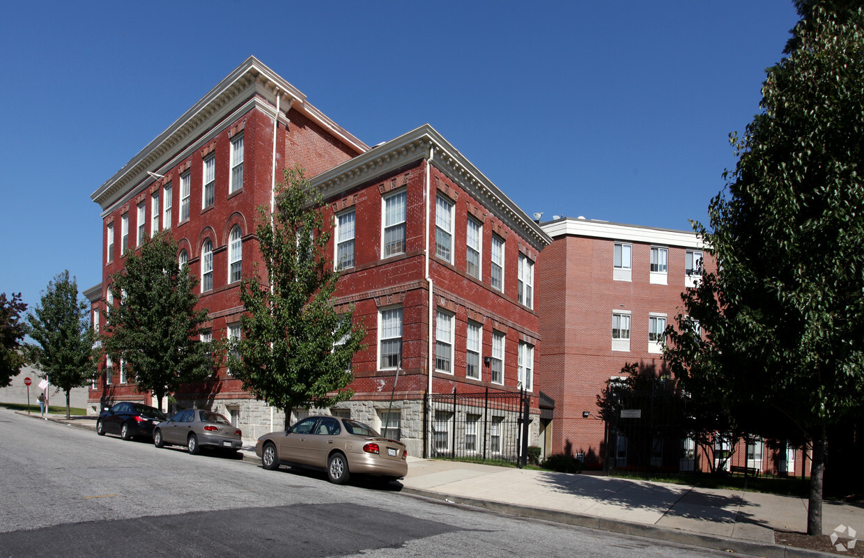 Foto principal - Franklin Square School Apartments