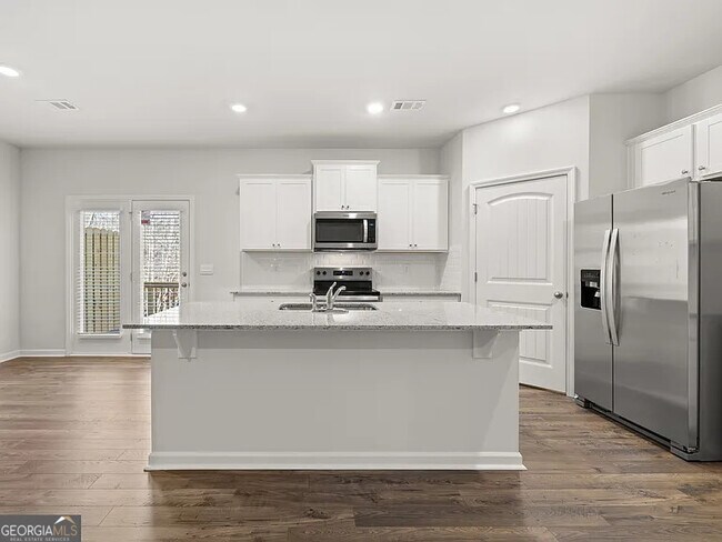 Building Photo - 50 Rustin Rdg