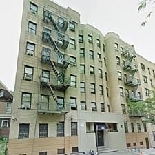 Primary Photo - 124 E 177th St
