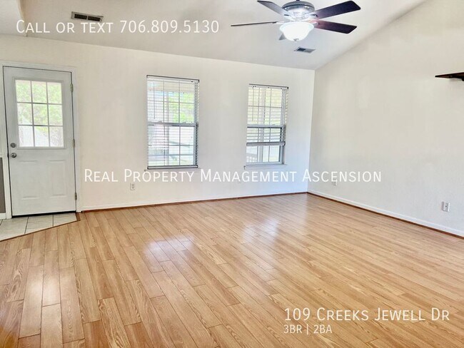 Building Photo - Quiet 3 bed / 2 bath in the Graysville / R...