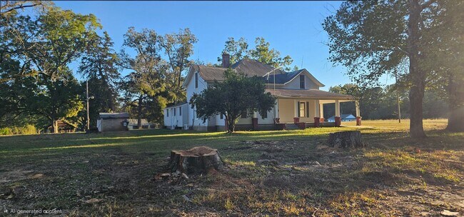 Foto del edificio - Enjoy a piece of history in this Vintage Farm House