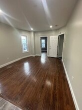 Building Photo - 174 Watson Ave