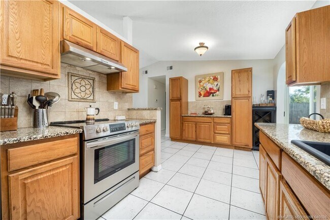 Foto del edificio - 656 SE Ron Rico Terrace