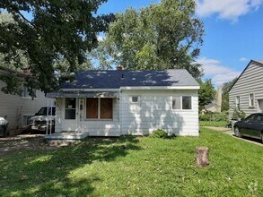 Building Photo - 3922 Herrick St
