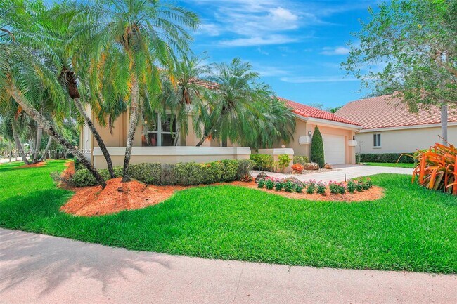 Foto del edificio - 2651 Oakmont Dr