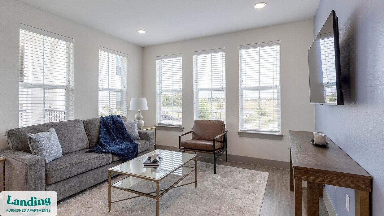 Foto principal - 2600 Kinship Pkwy